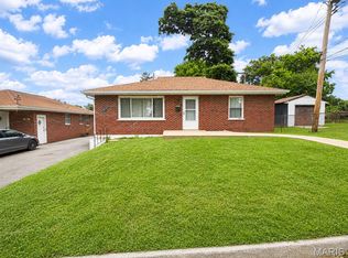 9301 Miriam Ave, Saint Louis, MO 63114