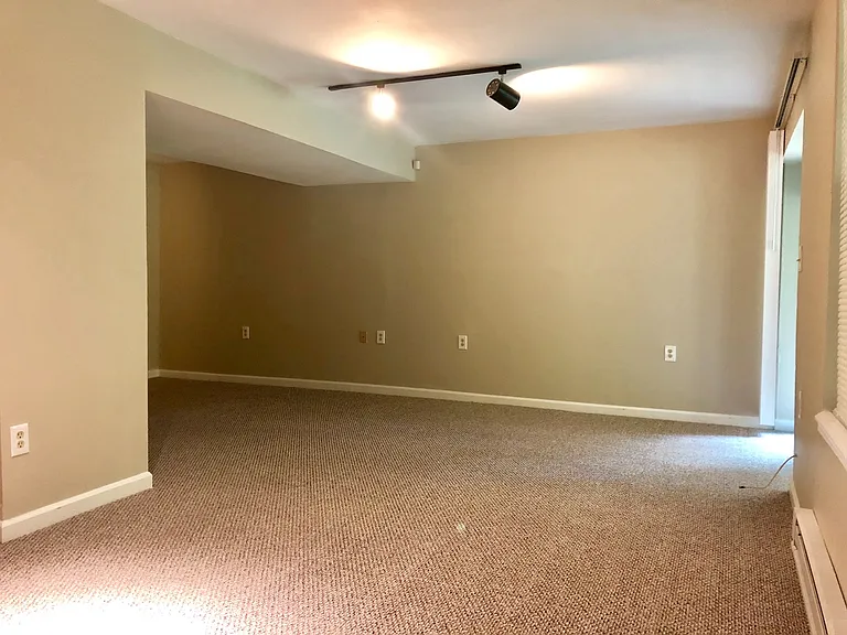 3929 Whispering Meadow Dr — Photo 12