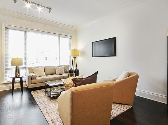 4th image of 2550 N Lakeview Ave #N10-6