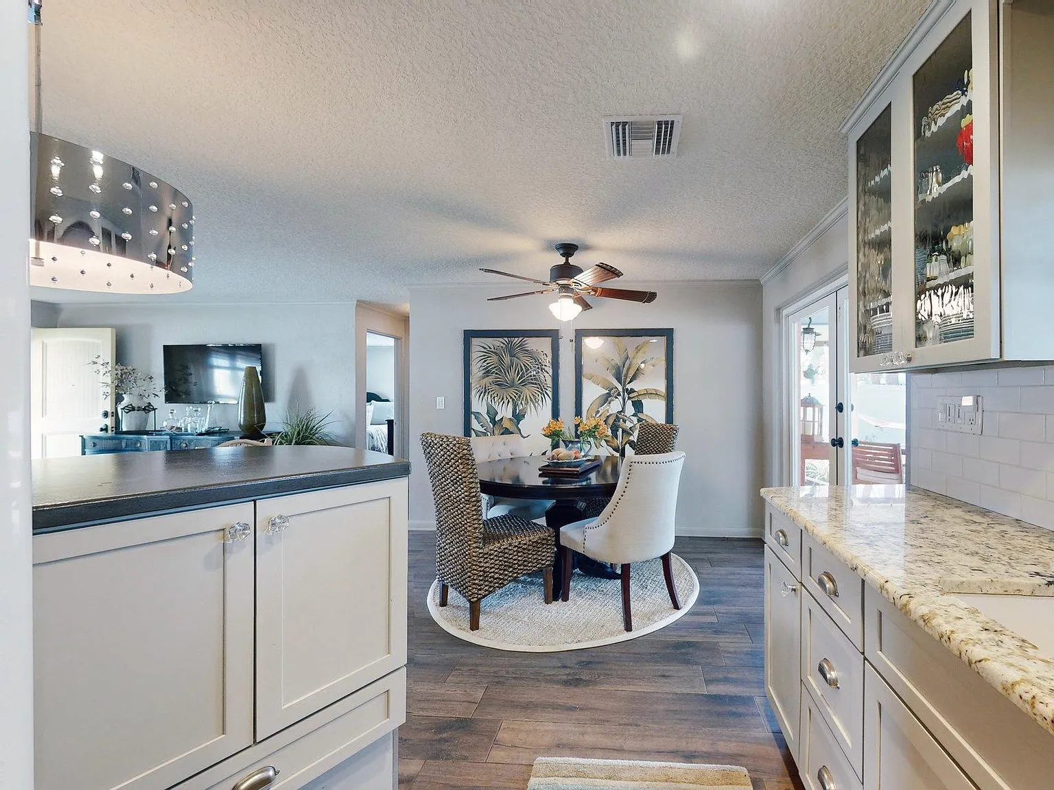 614 Goodwin Ave — Photo 4