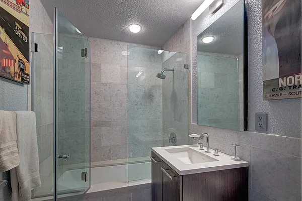 Sold by Stribling | media 5
