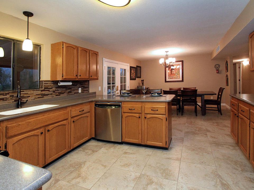 1st image of 10220 N Camino Valdeflores