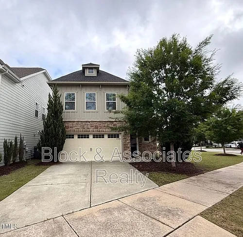 238 Begen St Photo 1