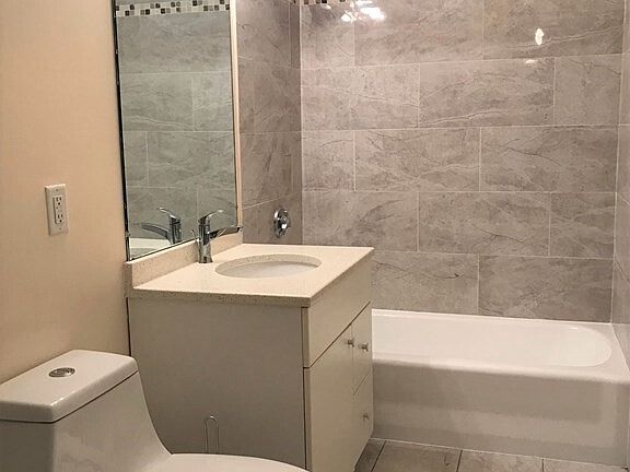 2nd image of 133 Sewall Ave #2