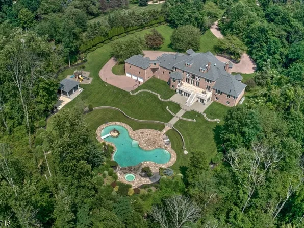 22 Sherwood Farm Rd, Far Hills Boro, NJ 07931