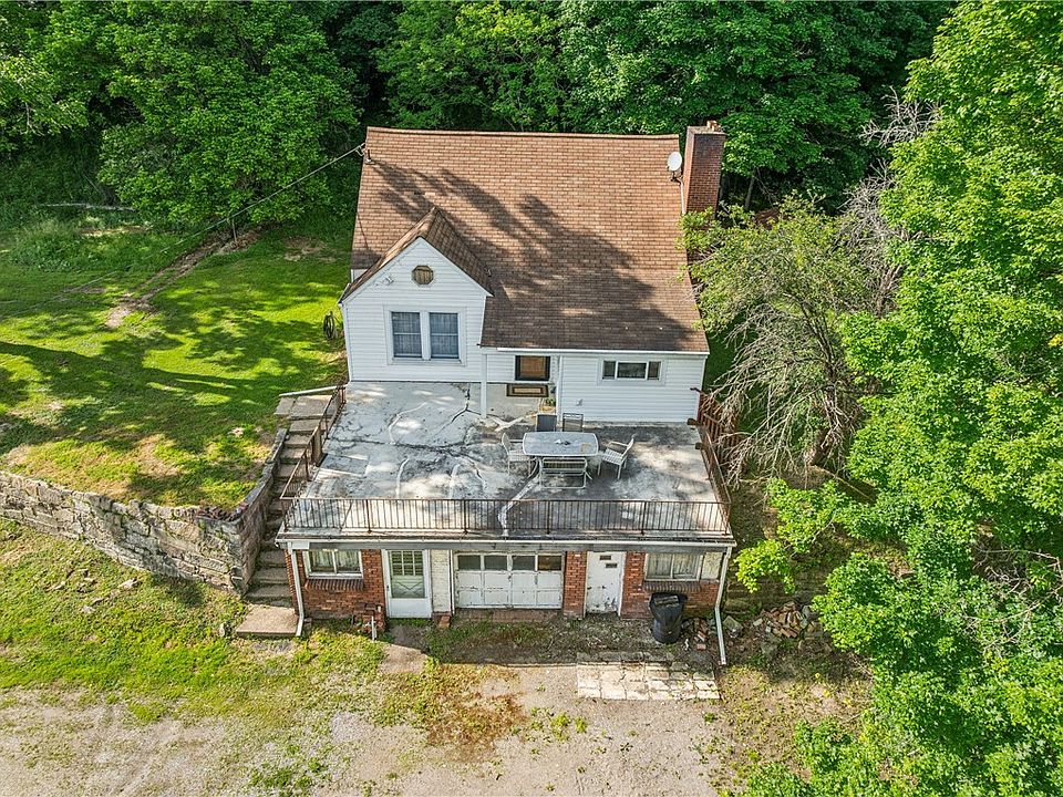 31st image of 106 Shady Ln