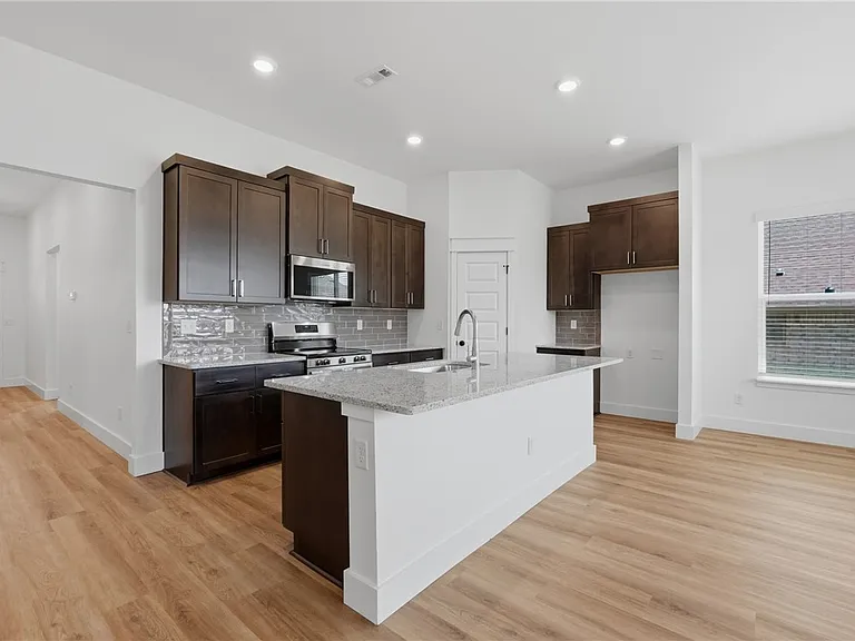 5109 Vista Ave — Photo 11