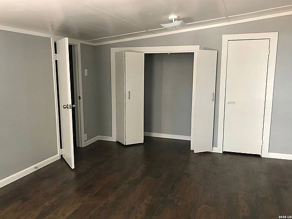 2nd image of 907 Martin