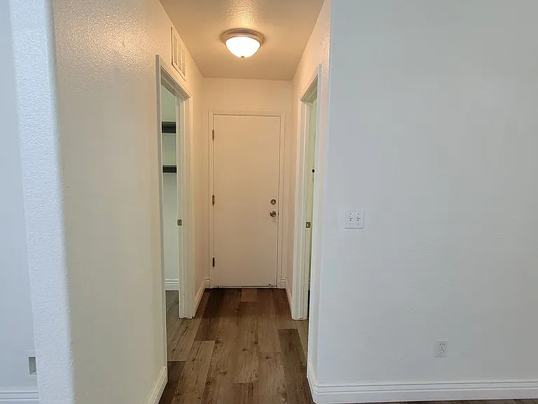4448 W Rialto Ave — Photo 11