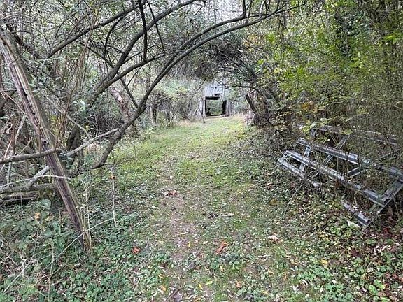 4th image of 3379 Cyrus Creek Rd