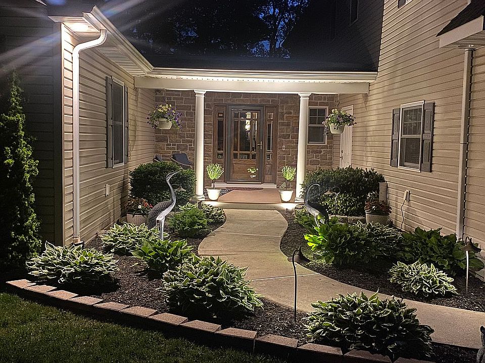 1st image of 308 Glen Oak Dr