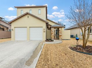 2785 Indian Wells Dr, Kerrville, TX 78028