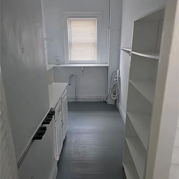 140 Larch St — Photo 6