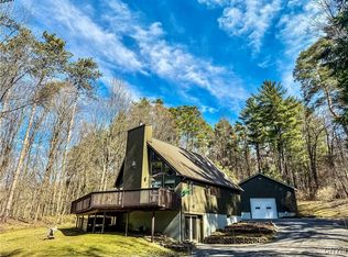 2930 Hatch Lake Rd, Eaton, NY 13334