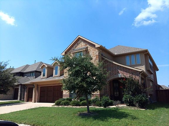 2nd image of 1814 Huntsman Way