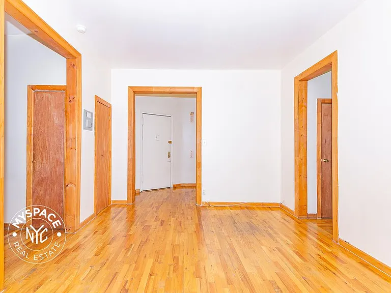 126 Graham Ave #2A — Photo 5
