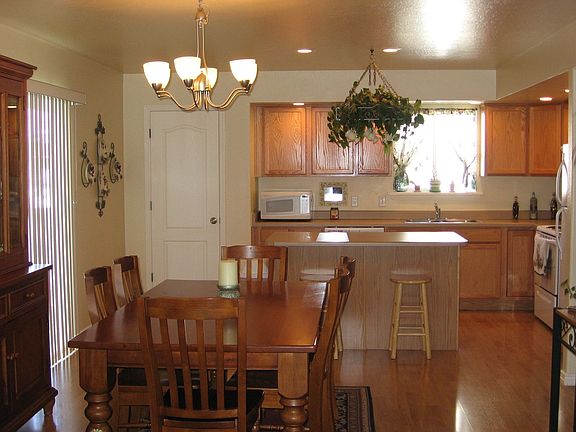 Dining area connected to kitchen