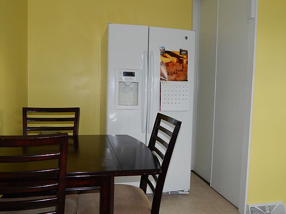 5th image of 110 William Ln