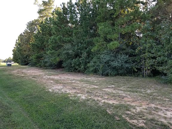 5th image of 15645 Crown Oaks Dr