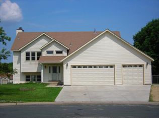 15248 Columbary Cir, Rosemount, MN 55068