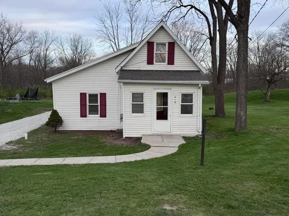 418 N Defiance Rd, Saint Marys, OH 45885