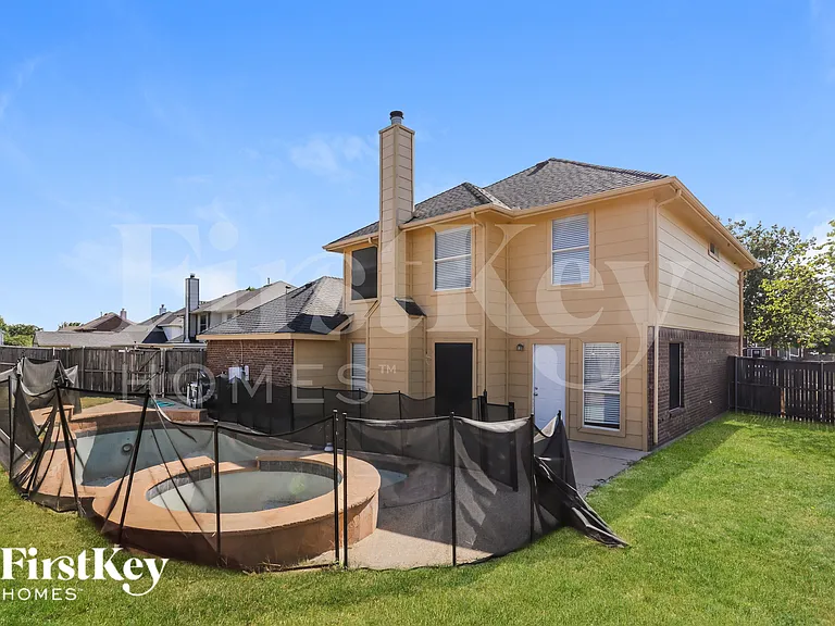 1146 Finch Cir — Photo 15