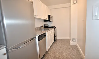 Rented by Manhattan Realty Group