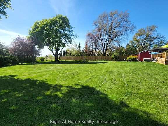 4th image of 15414 Niagara Blvd