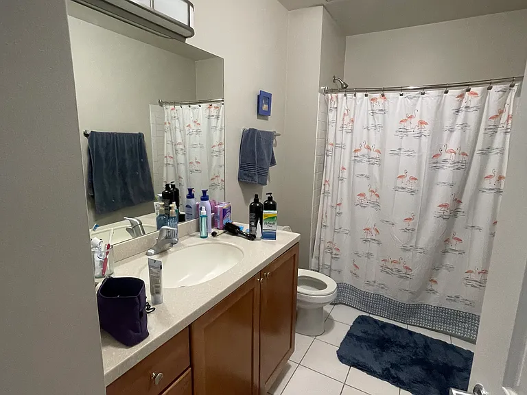 2000 N Milwaukee Ave #204 — Photo 9