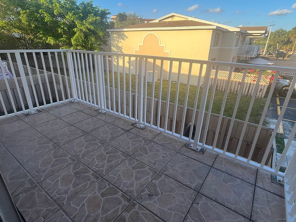 1st image of 4220 NW 79th Ave APT 2A