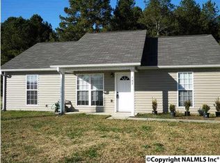 167 Guthery Ave, Owens Cross Roads, AL 35763