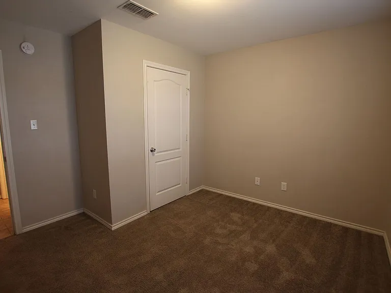 Coming Soon! Mission Ranch- 2 Bedroom Duplex for Rent in Lindale! — Photo 12