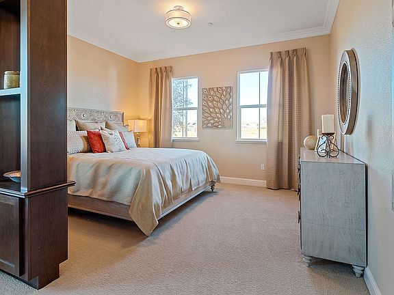 Downstairs Guest or Junior Suite