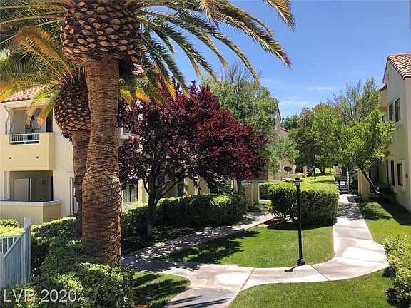 5th image of 4823 S Torrey Pines Dr Unit 106
