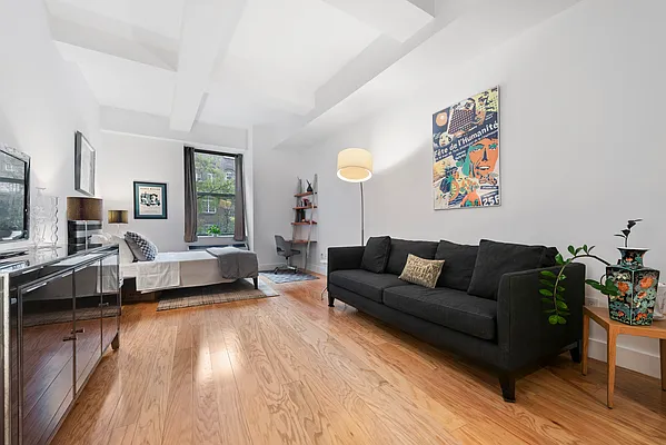 Sold by Douglas Elliman | media 6
