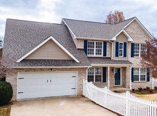80 Sir Robin Rd, Waynesboro, VA 22980