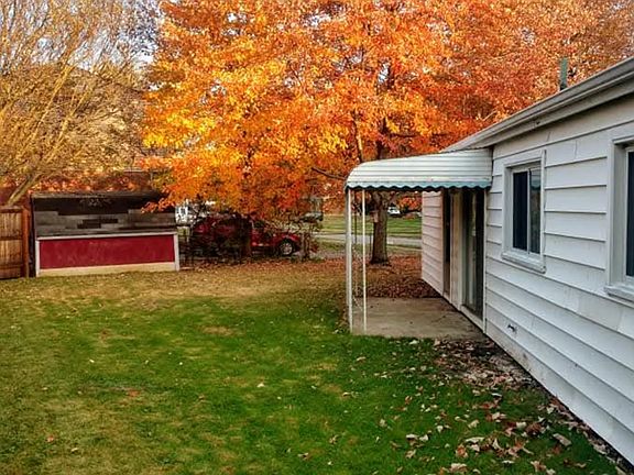 2nd image of 1325 Bexley Dr