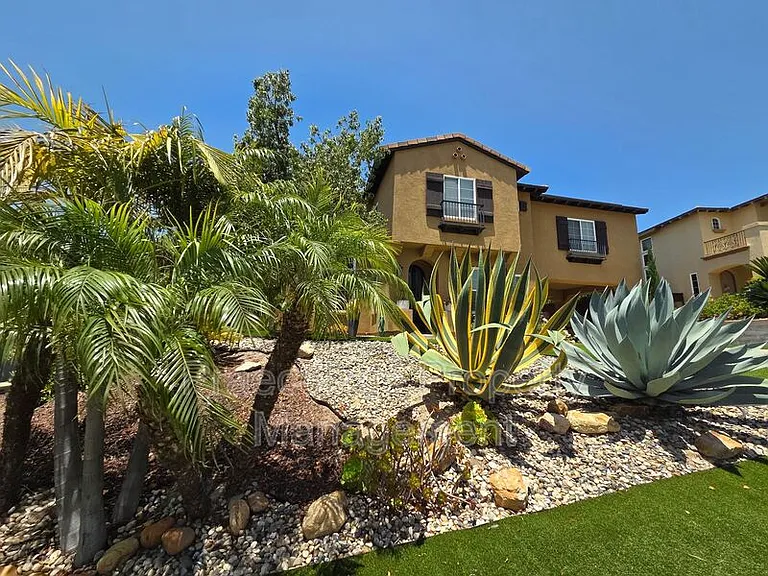 2819 Savannah Ct — Photo 4