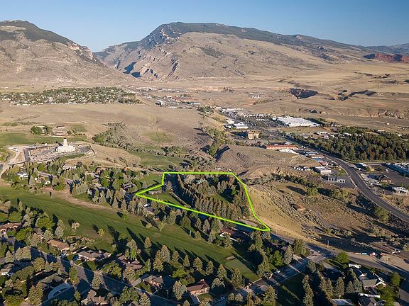2nd image of 625 Skyline Dr