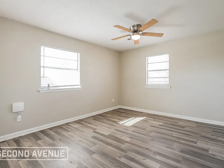 805 E Etowah Rd — Photo 9