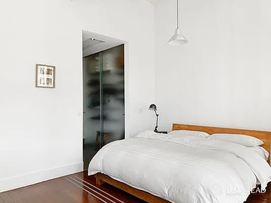 Rented by Halstead Real Estate | media 15