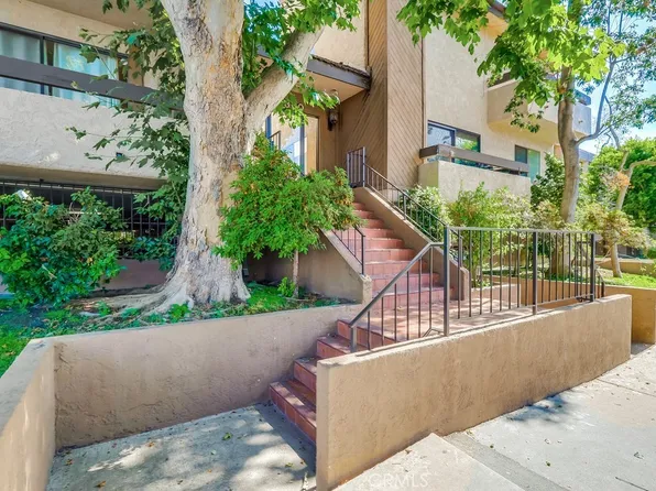 12330 Magnolia Blvd APT 108, Valley Village, CA 91607