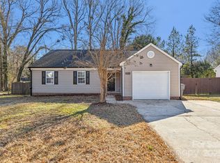 3436 Covington Oaks Dr, Charlotte, NC 28205