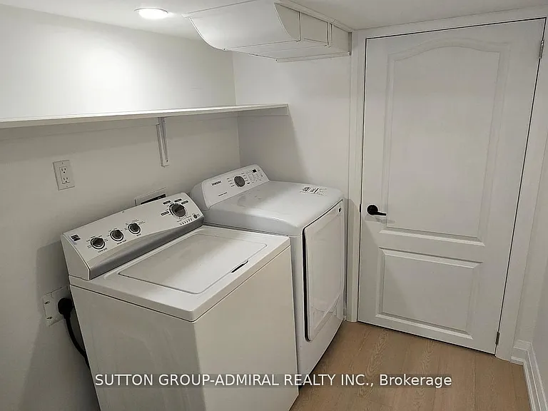 19 Tobruk Cres #BASEMENT — Photo 10