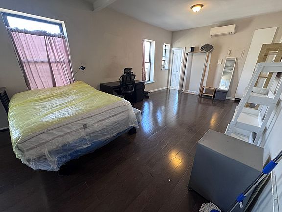 2nd image of 1188 Sterling Pl APT 8