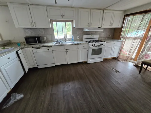 10 9th Ave #27, Longmont, CO 80501