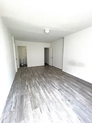 Rented by Avenues Real Estate | media 3