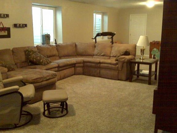 2nd image of 3923 Spring Creek Dr