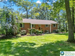 5742 Shady Ln E, Bath, PA 18014