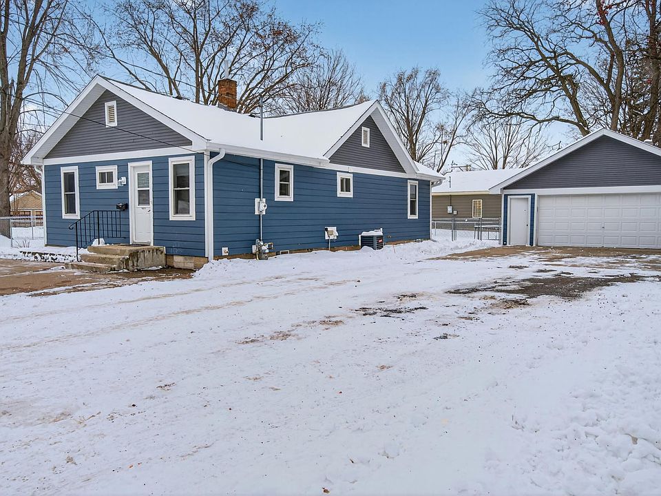 1st image of 1891 4th St